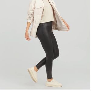 SPANX faux leather leggings size medium